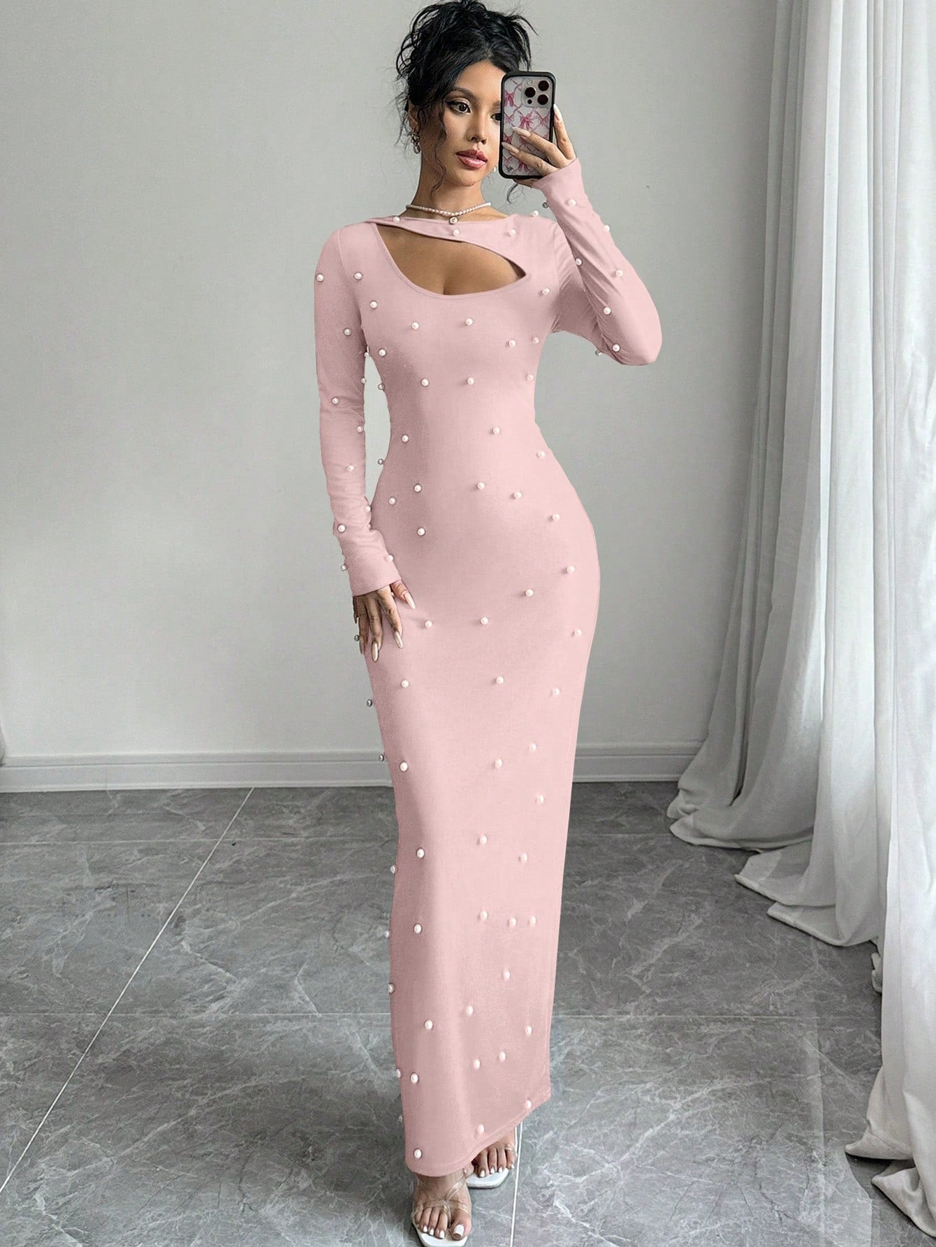 Cut Neck With Pearls Dress_Pink