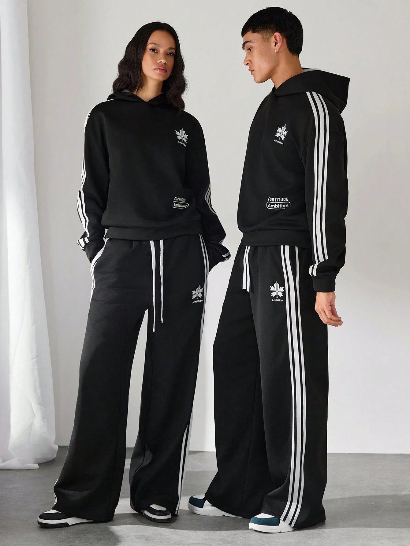 Side Tape Couple Tracksuit_ Black