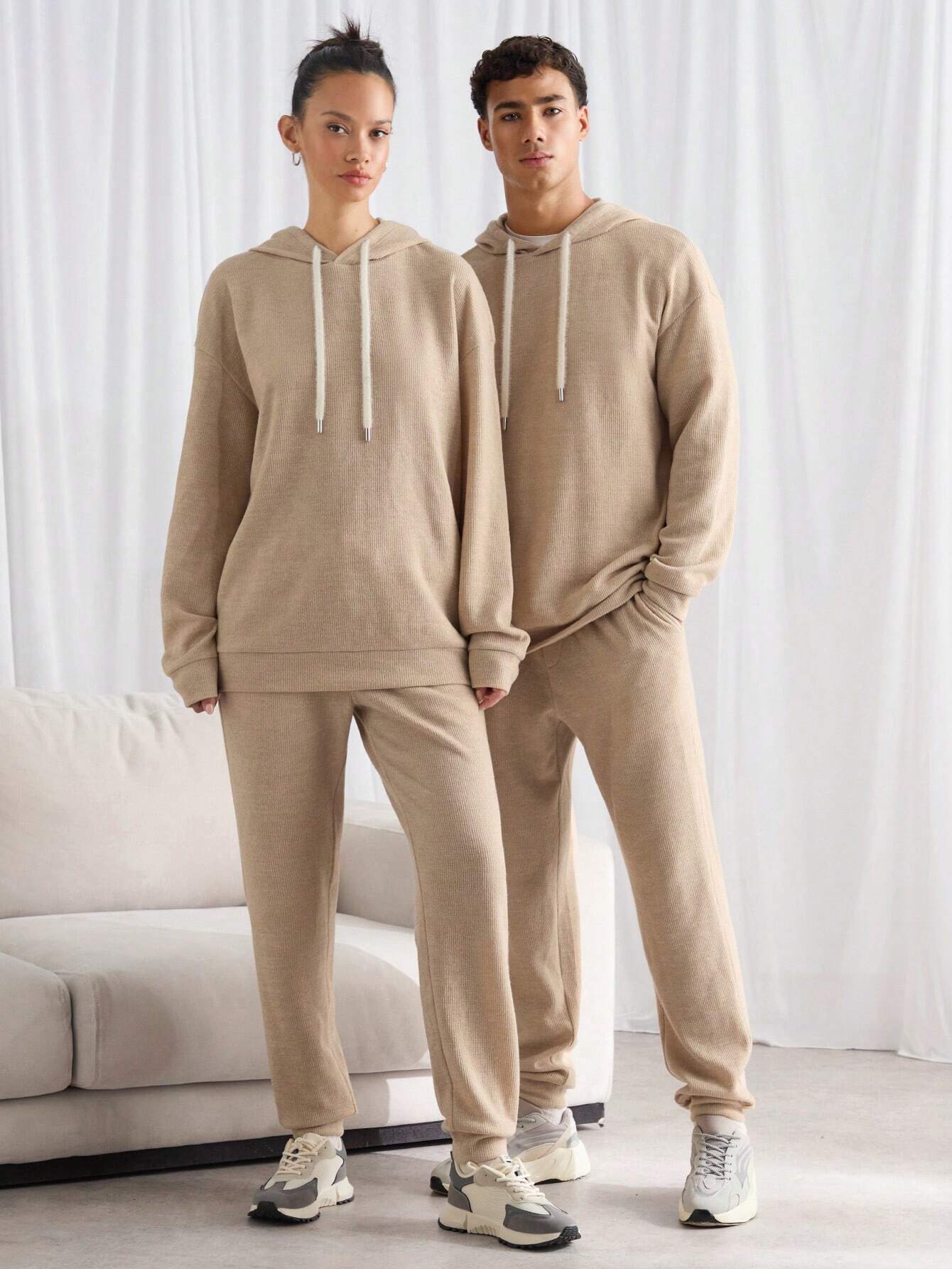 Plain Couple Tracksuit_Skin