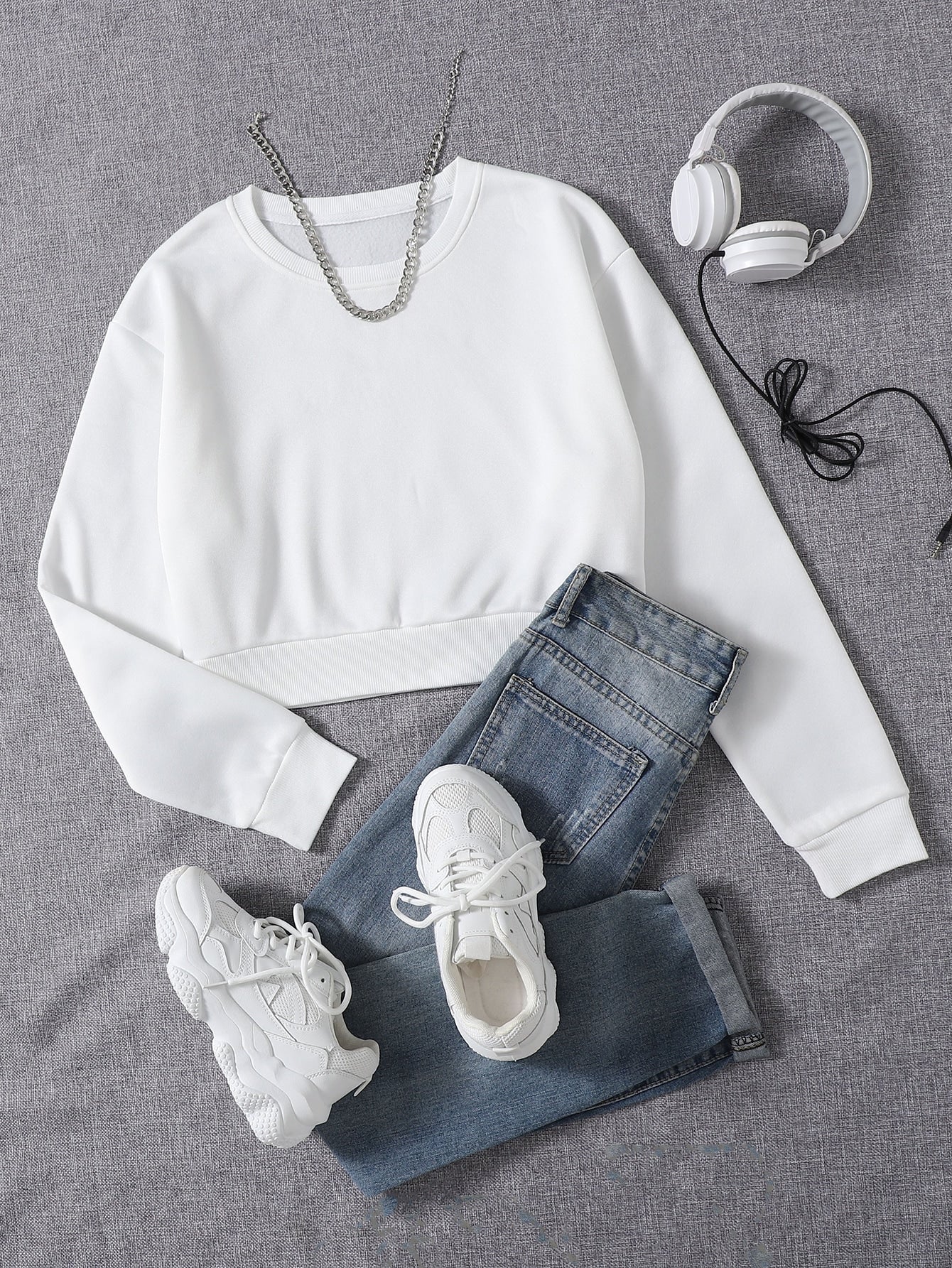 Solid Sweatshirt _ White